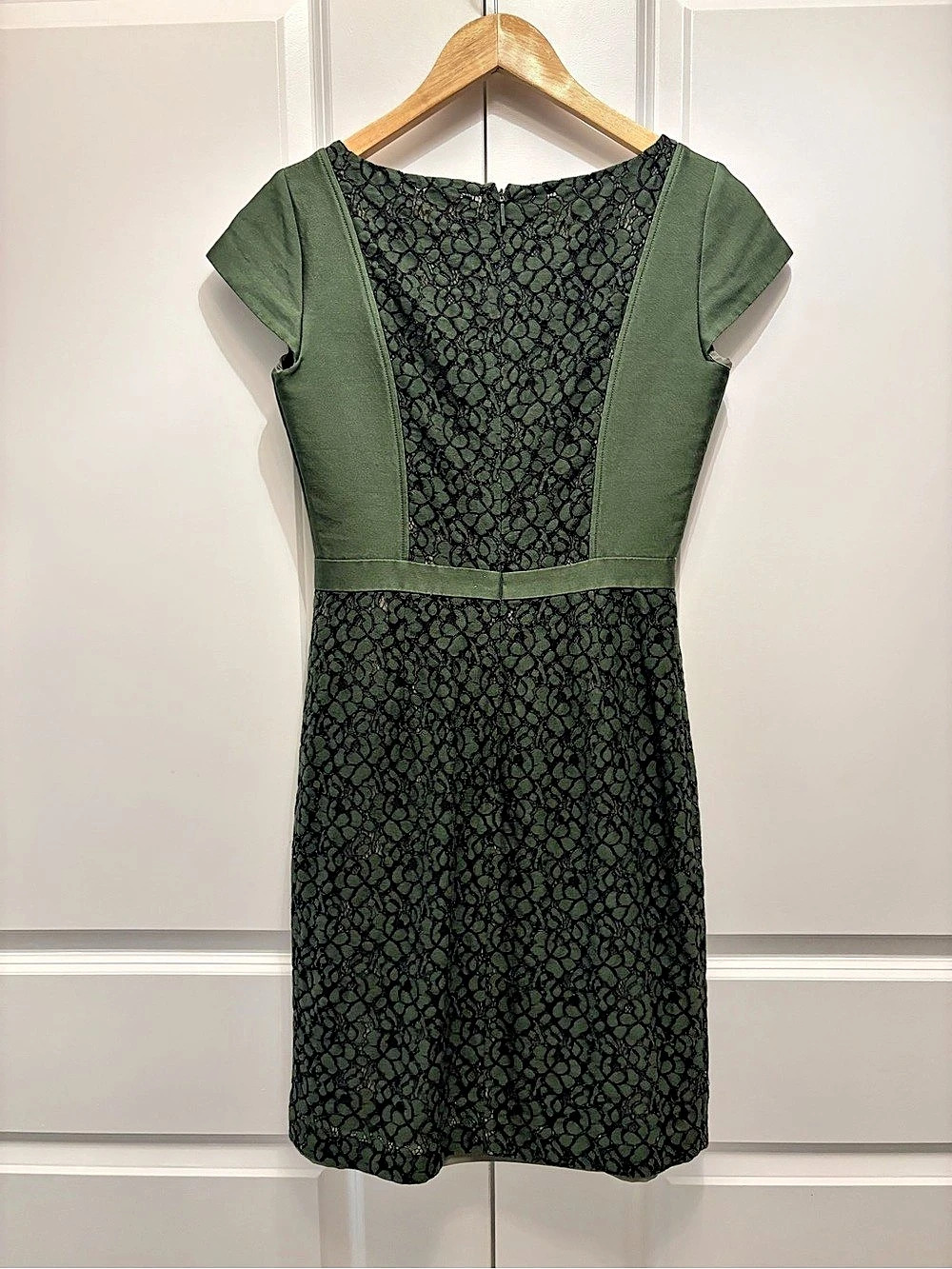 Tory Burch Lace Panel Mini Dress in Green & Black Size 2 Like New